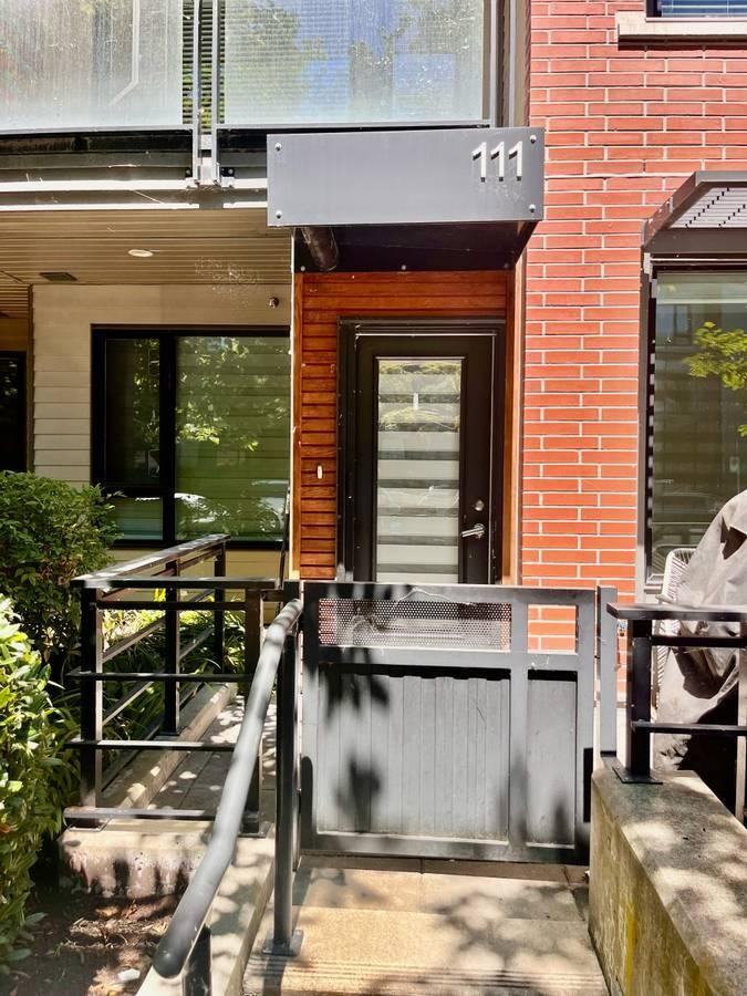 3133 Riverwalk Ave - Photo 5 of 10