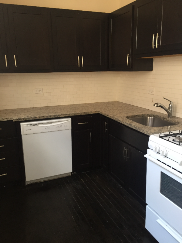 4425 W Fullerton Ave #2 - Photo 7 of 14