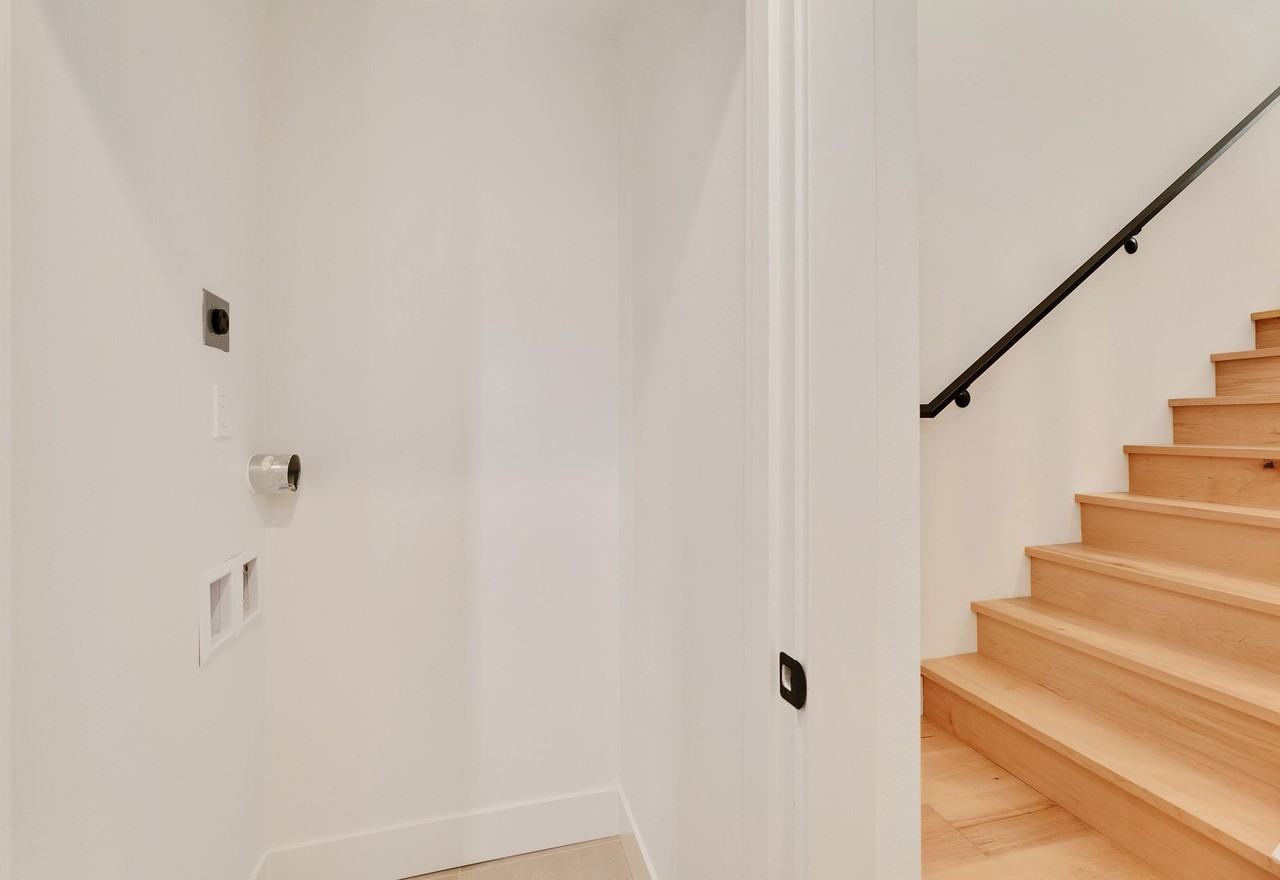 7033 35th Avenue Northeast - AUnit A #A - Photo 2 of 31