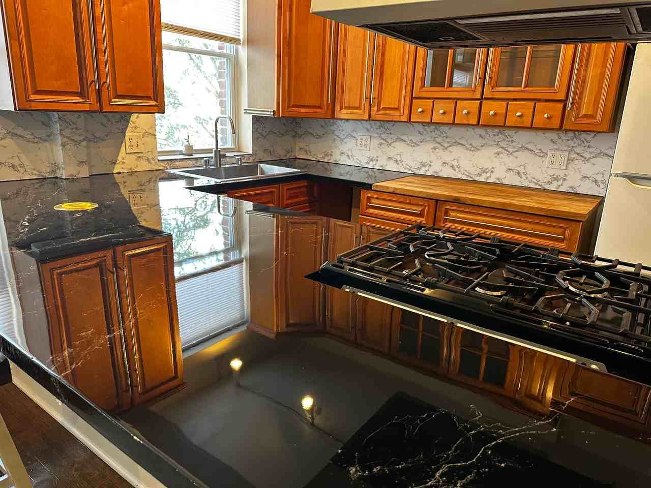 1315 Park Rd Nw #22 - Photo 3 of 26