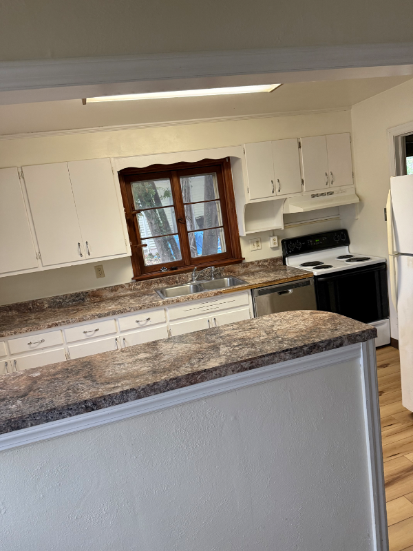 104 Warnock Rd - Photo 5 of 17