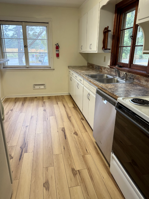 104 Warnock Rd - Photo 6 of 17