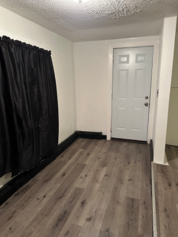 428 Elm St #1R - Photo 7 of 25