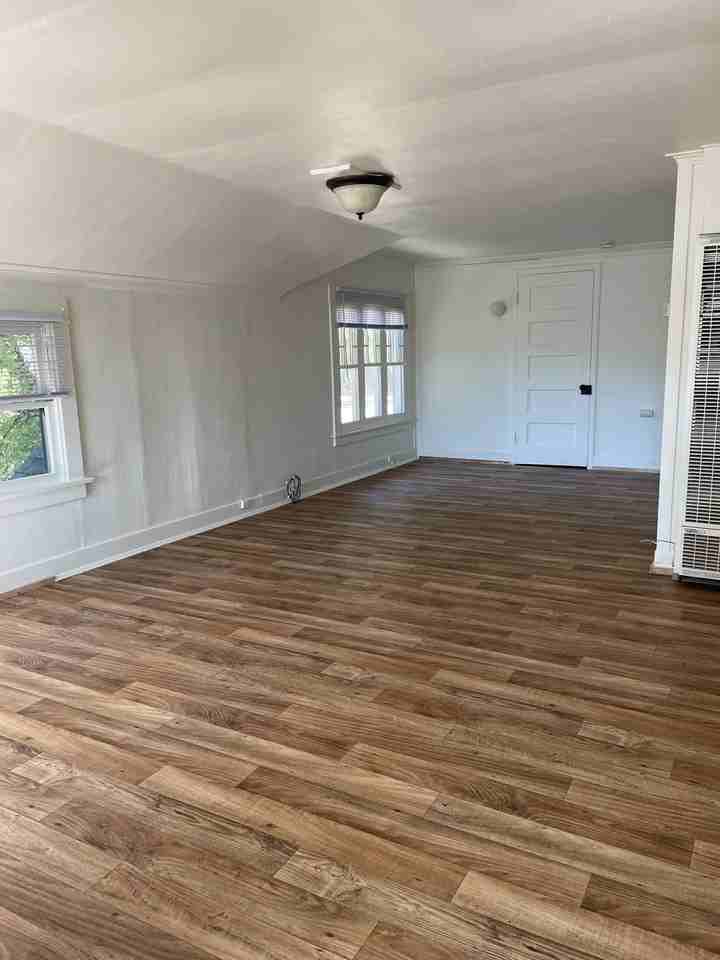 5345 Olmeda Ave #3 - Photo 2 of 10