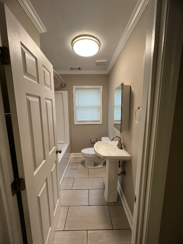 2303 Avalon Rd - Photo 4 of 18