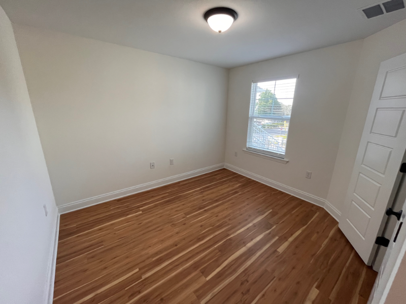 4608 Crossing Ct #203 - Photo 5 of 16