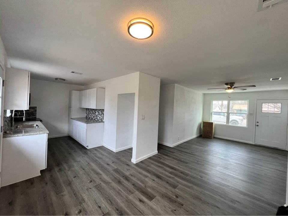 2222 N Duchess Dr #1 - Photo 2 of 10