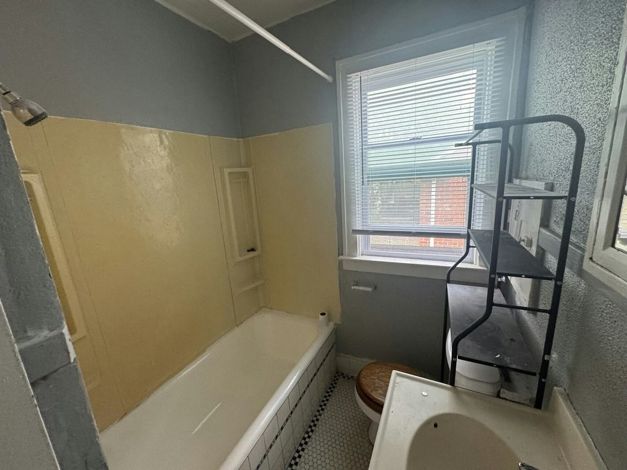 15383 Appoline Street, Unit 3 - Photo 7 of 9