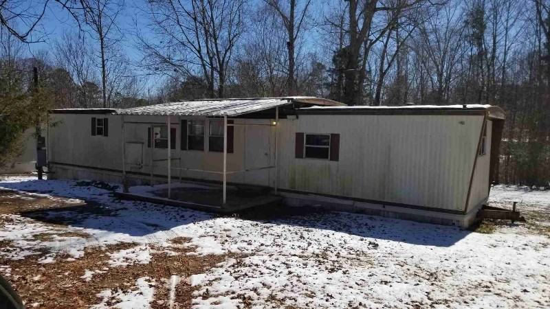 204 Oakland Dr - Photo 3 of 13
