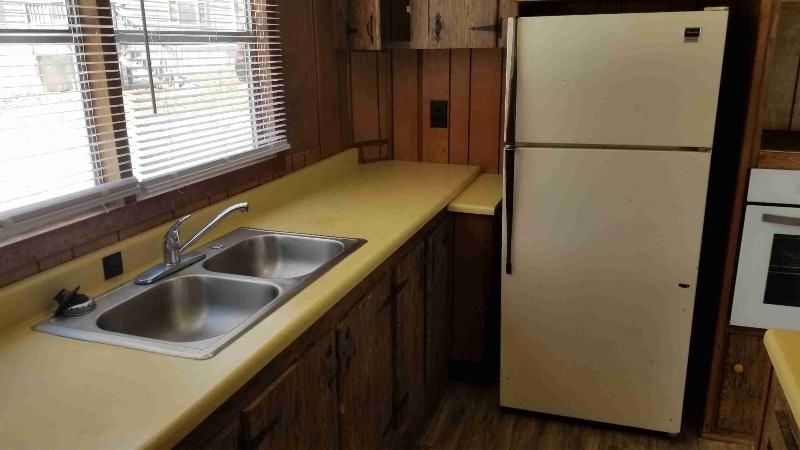 204 Oakland Dr - Photo 4 of 13