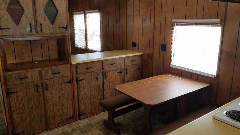 204 Oakland Dr - Photo 5 of 13