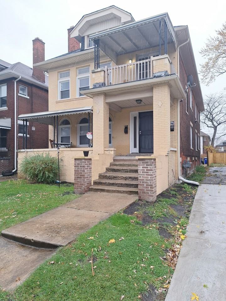 2067 Hazelwood Street - Photo 2 of 19