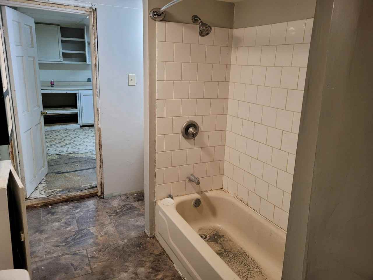 244 South Mann Avenue - Photo 6 of 7