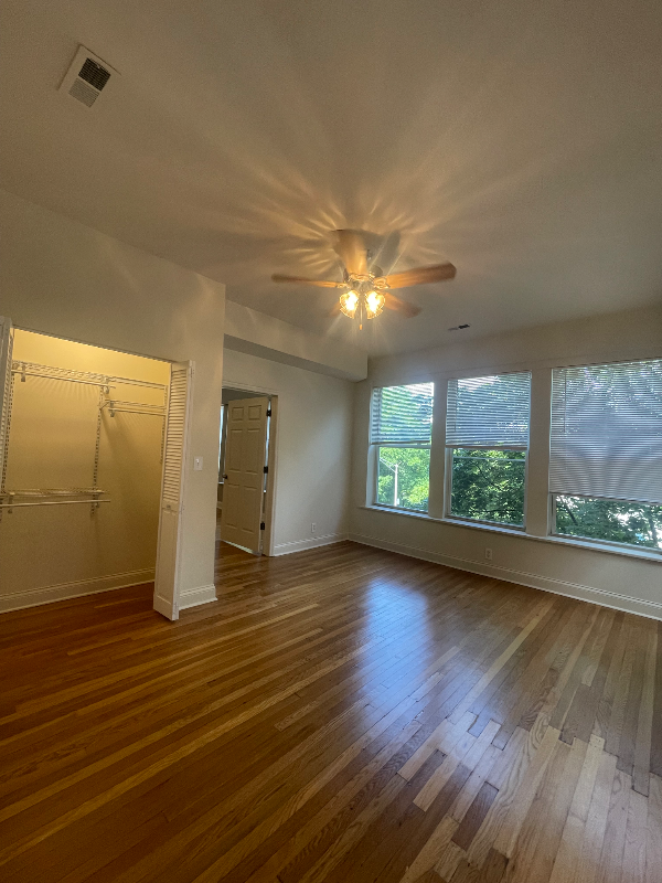 5115 S Drexel Ave #2F - Photo 2 of 20