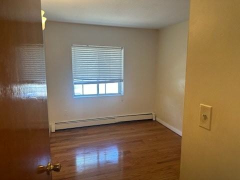 426 Pleasant St - Photo 5 of 10