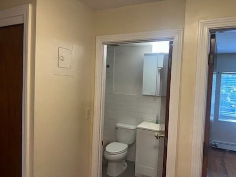 426 Pleasant St - Photo 6 of 10