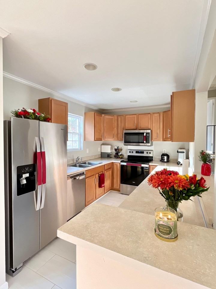 5116 Furman Pl - Photo 3 of 11