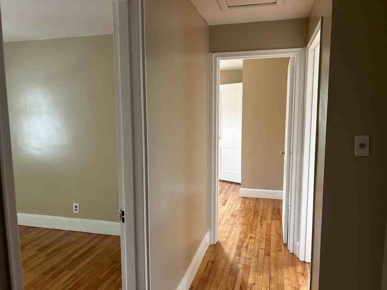 27 Southmere Rd #1 - Photo 3 of 9