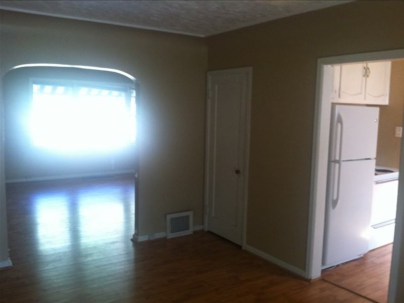 668 E Vine St #1 - Photo 6 of 8