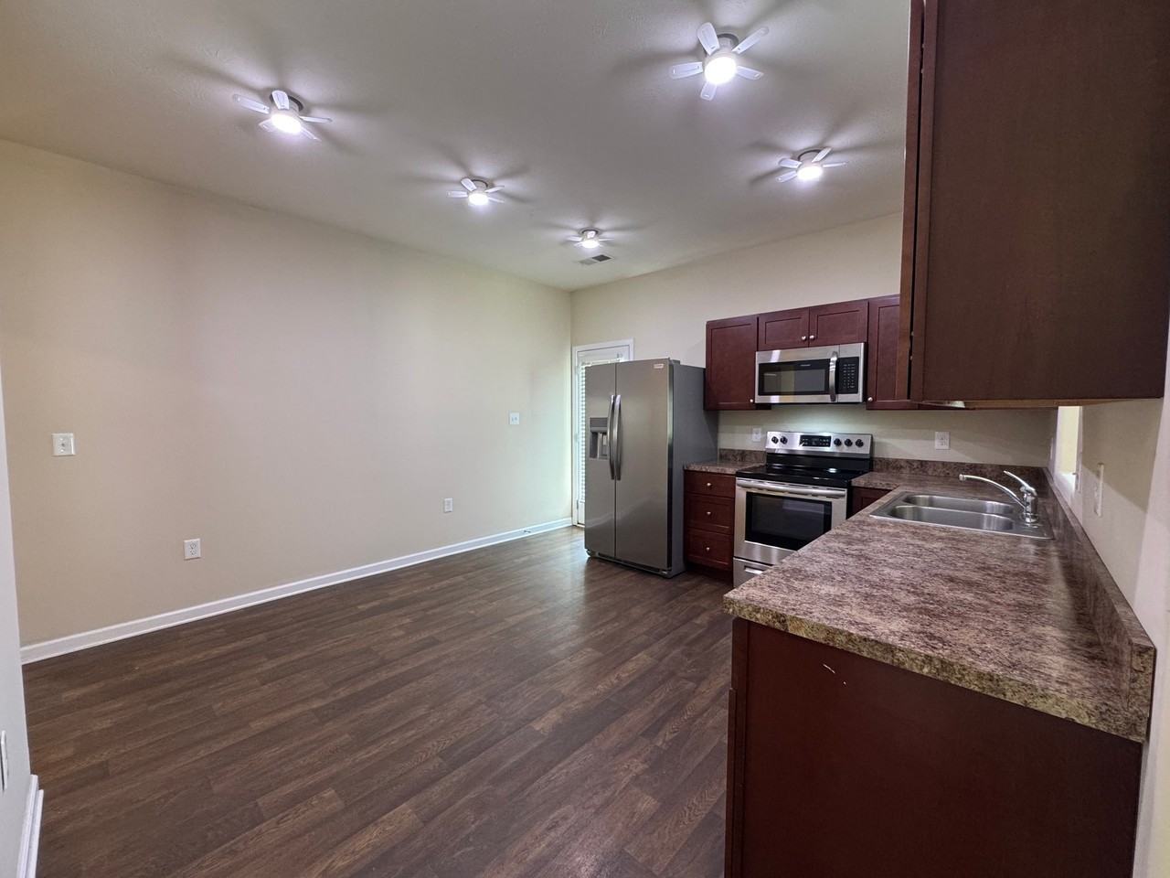 123 John Davis Dr - Photo 6 of 23