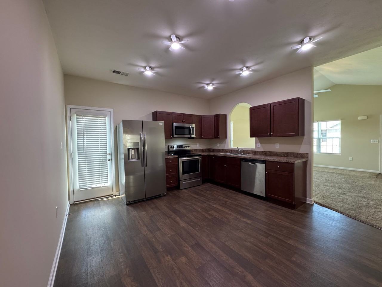 123 John Davis Dr - Photo 7 of 23