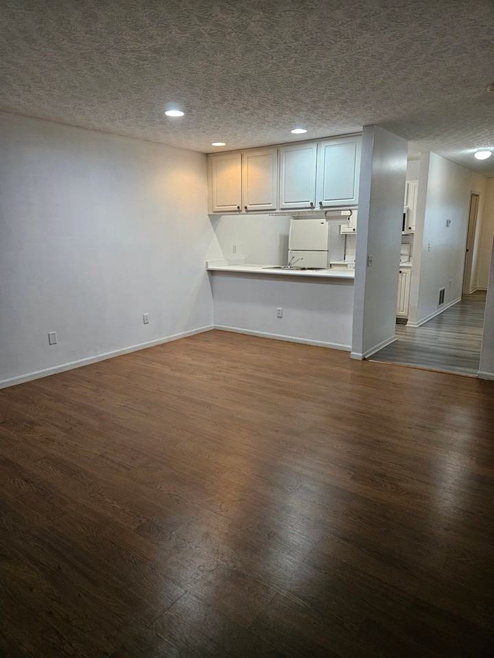 6737 Lagrange Dr - Photo 2 of 18