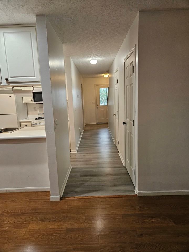 6737 Lagrange Dr - Photo 4 of 18
