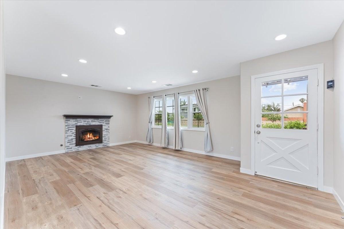 16121 Fantasia Lane - Photo 3 of 32