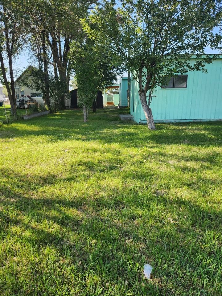 1480 Carson St - Photo 4 of 10