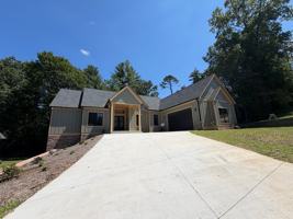 featured image of 12 King Heights Dr