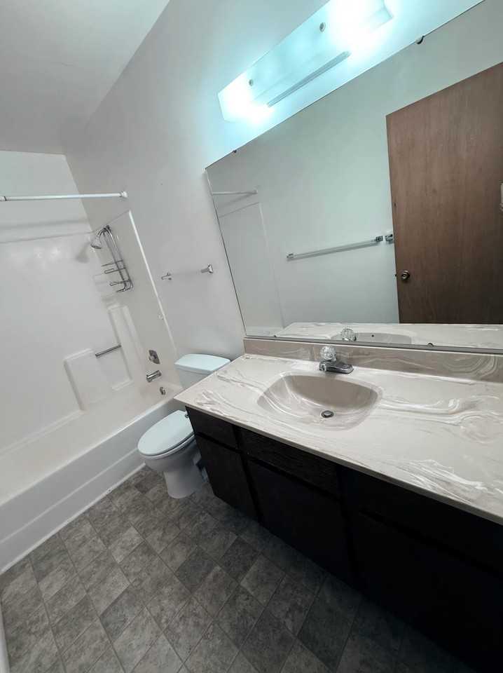 1216 W Montana St #3 - Photo 6 of 18
