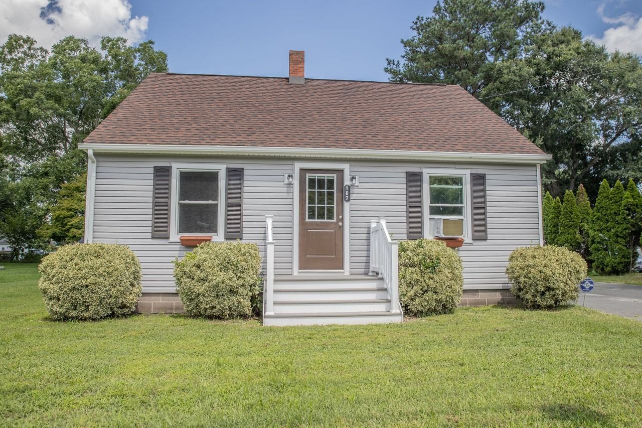 107 Staton St - Photo 2 of 16