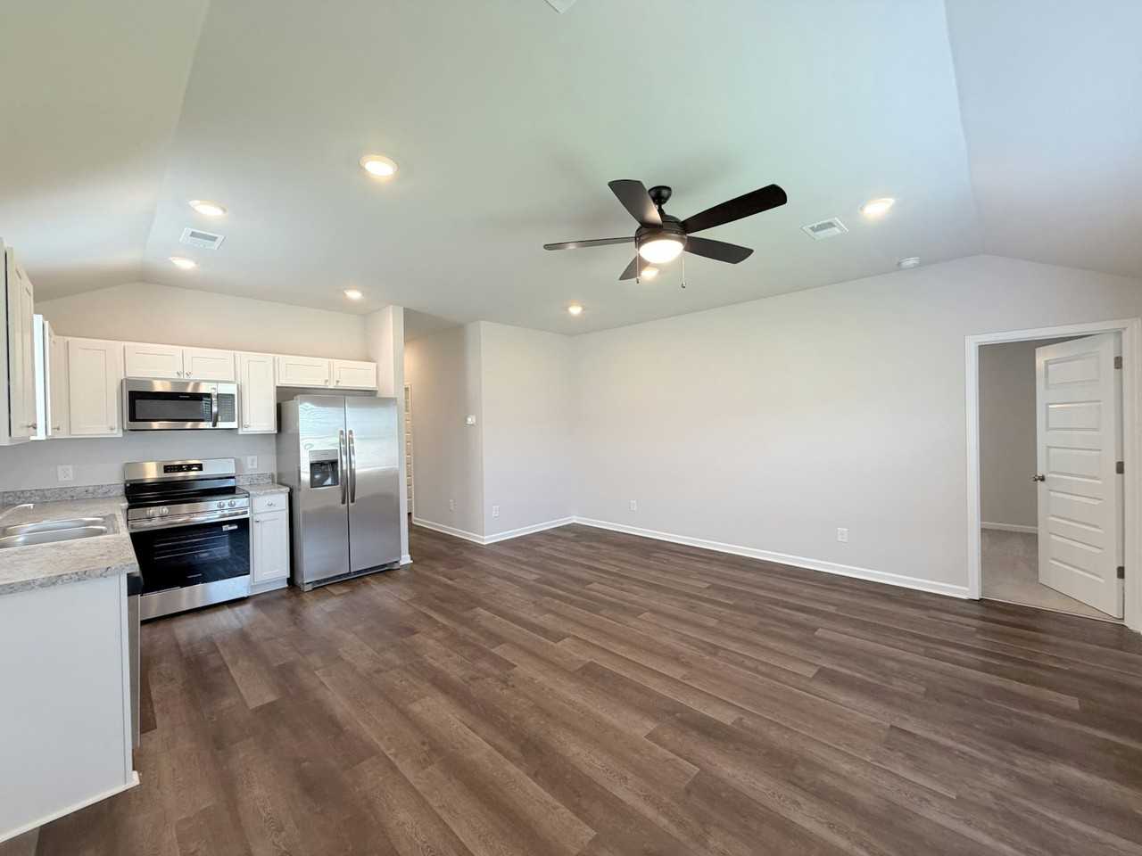 174 Sunshine Lane - Photo 6 of 30
