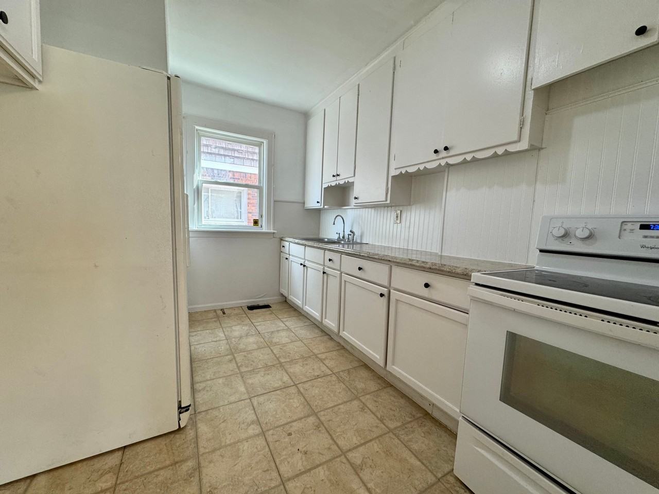 3625 Bedford St - Photo 3 of 19