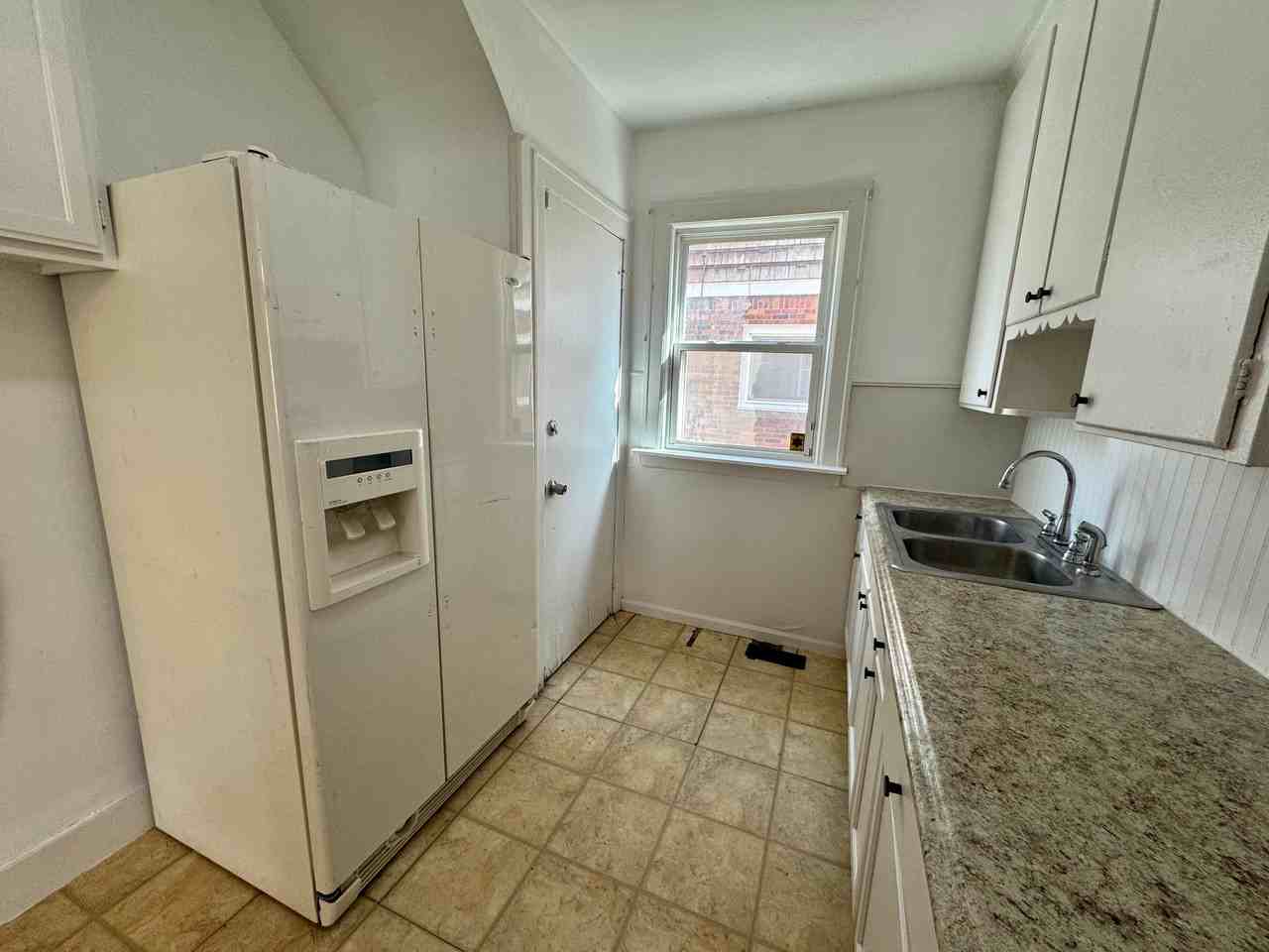 3625 Bedford St - Photo 6 of 19