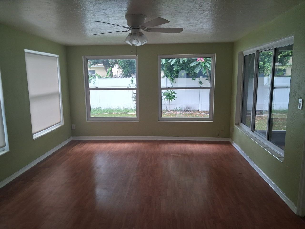 6447 17th Pl N - Photo 6 of 10