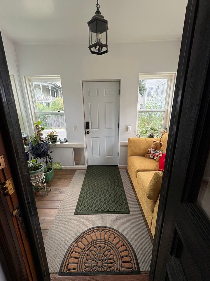 31 Laurel Ave #2 - Photo 2 of 20