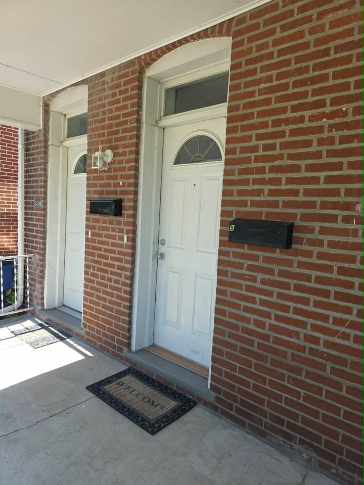 624 School St #A - Photo 3 of 11