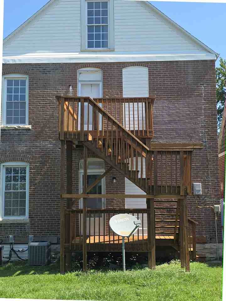 624 School St #A - Photo 7 of 11