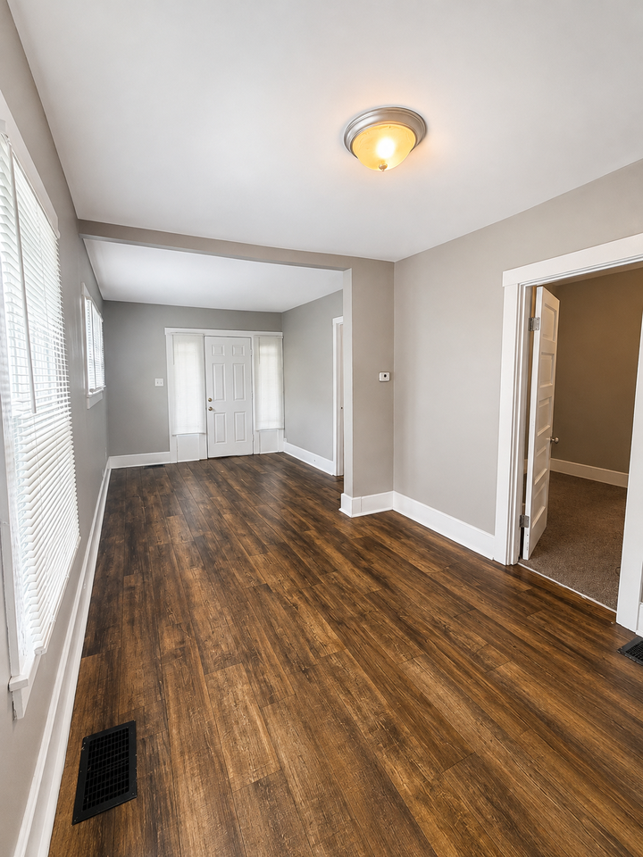 1416 Sale Ave #1 - Photo 3 of 9