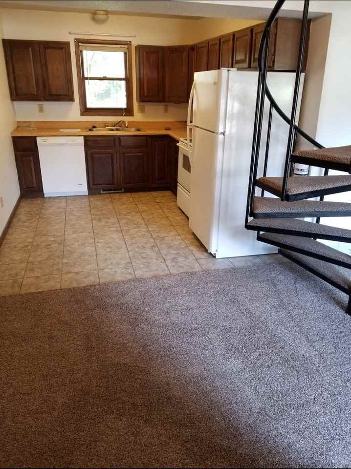 1518 Linda Dr - Photo 3 of 6