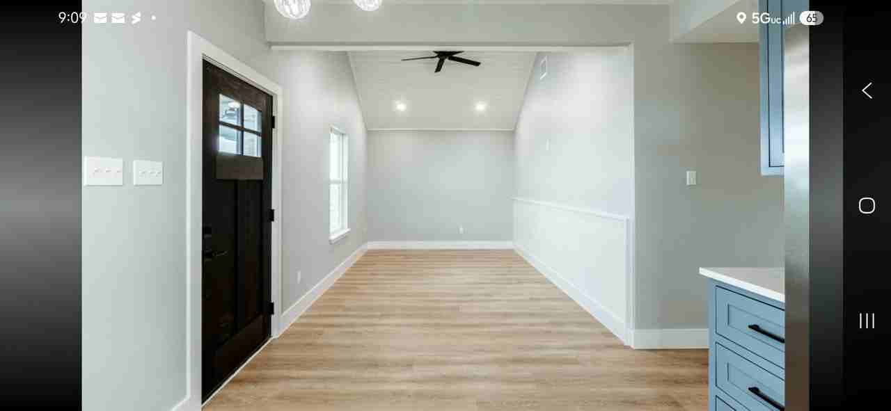324 W Live Oak Ln - Photo 3 of 6
