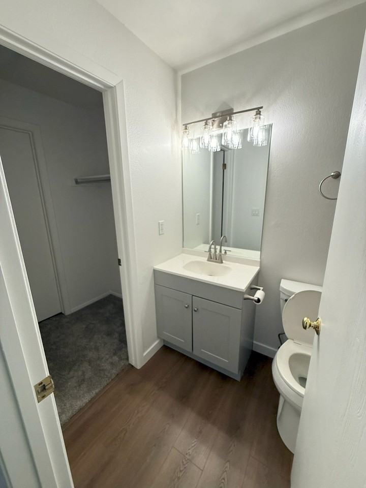 1228 E Shadow Ridge Dr #3B - Photo 4 of 20