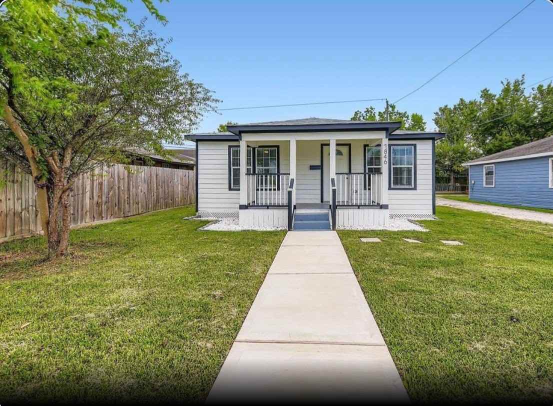 7846 Howton St - Photo 2 of 15