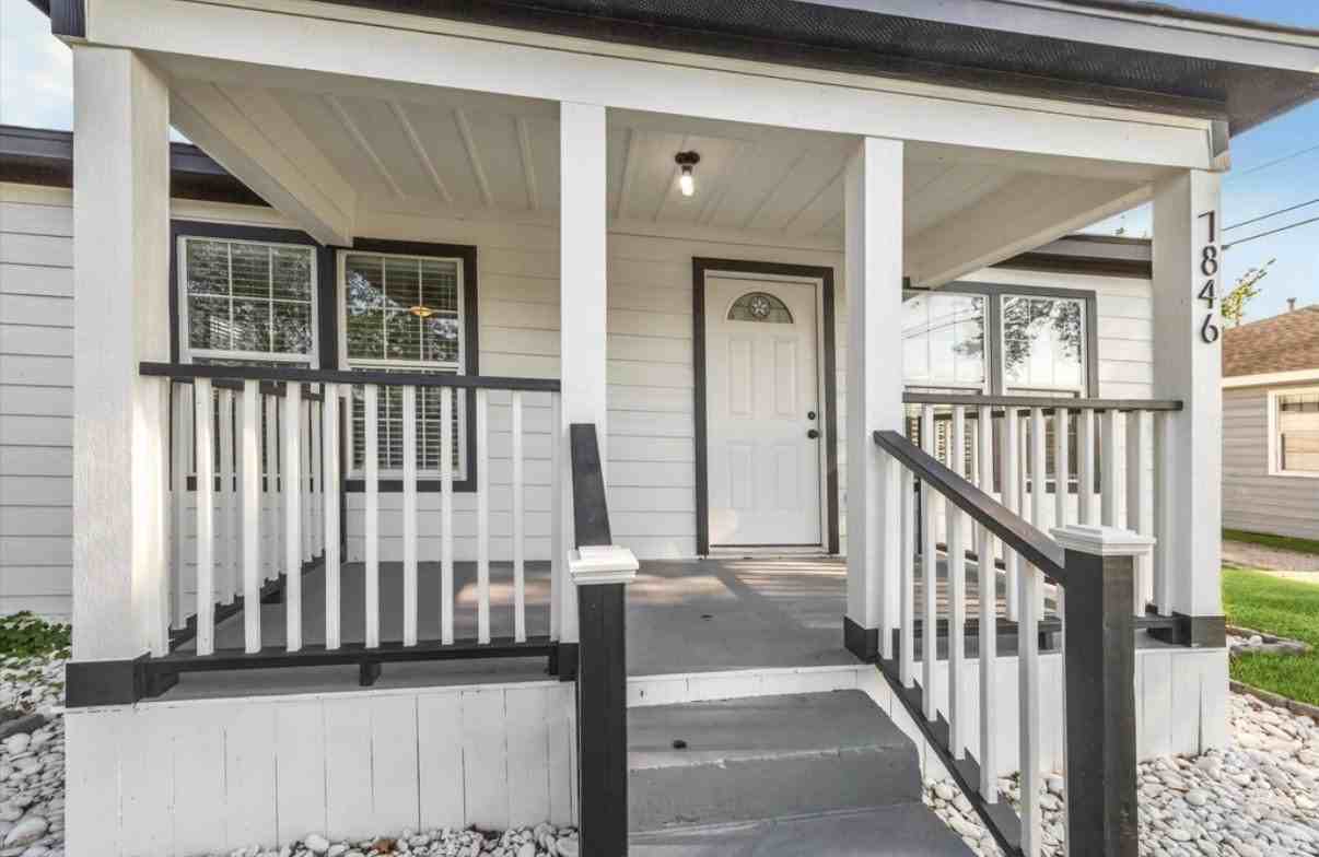7846 Howton St - Photo 4 of 15