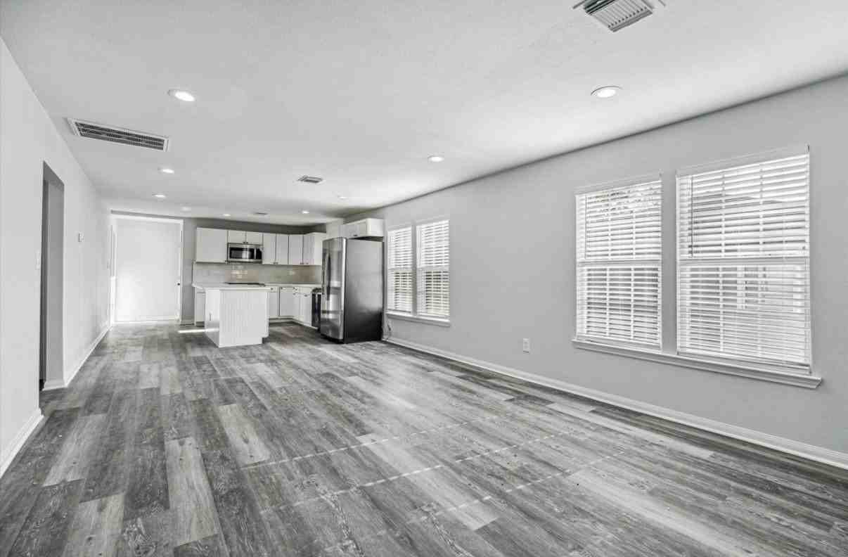 7846 Howton St - Photo 5 of 15