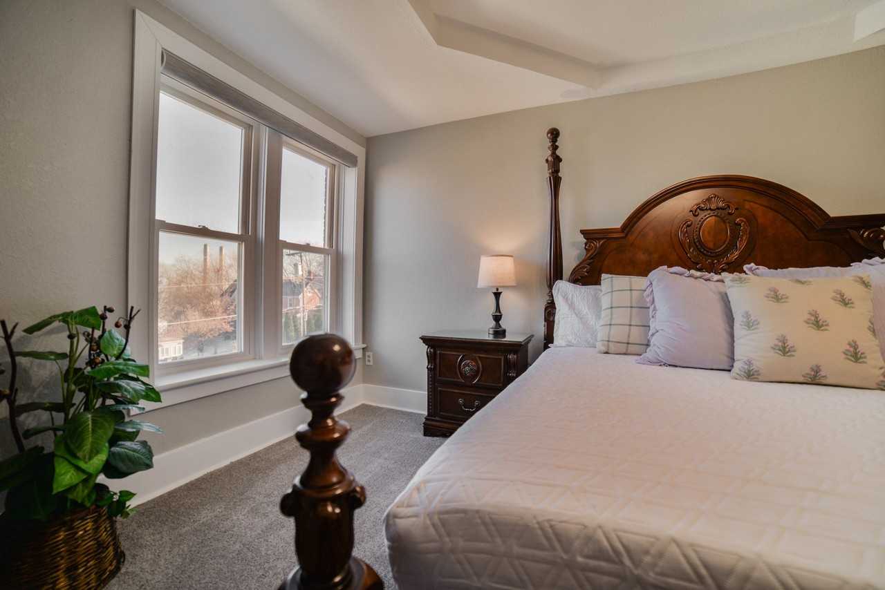231 Good Hope St #DAWN - Photo 6 of 12
