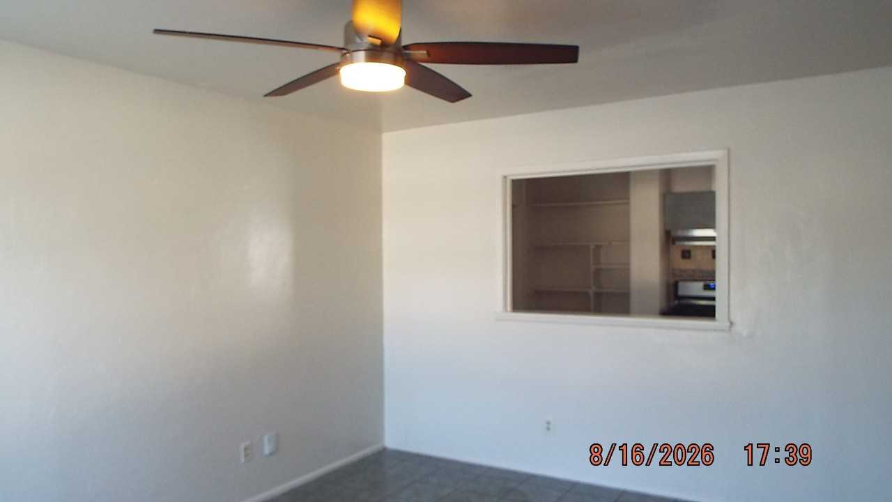 807 Stonegate Dr - Photo 2 of 14