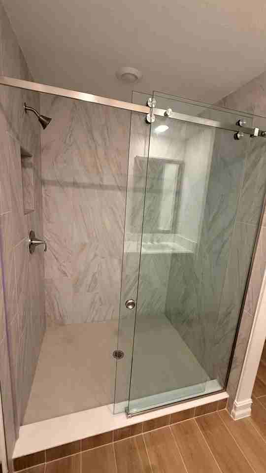 1527 W Chestnut St - Photo 4 of 5