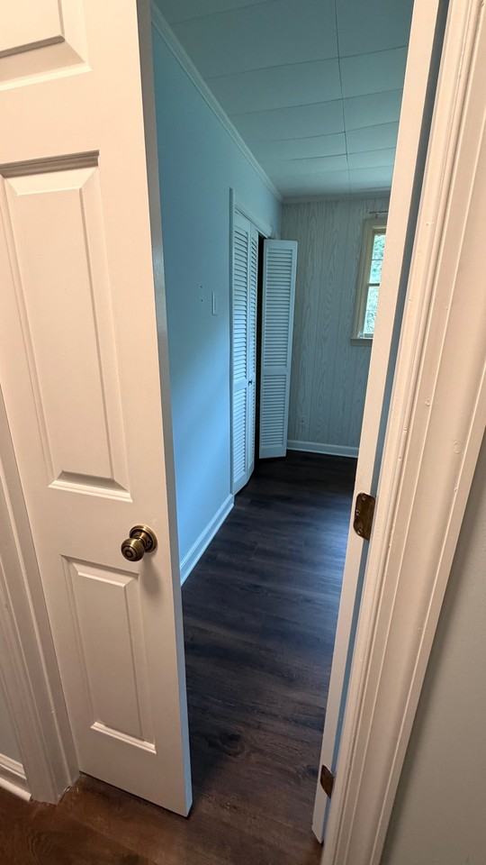 825 N Saylor St - Photo 2 of 9